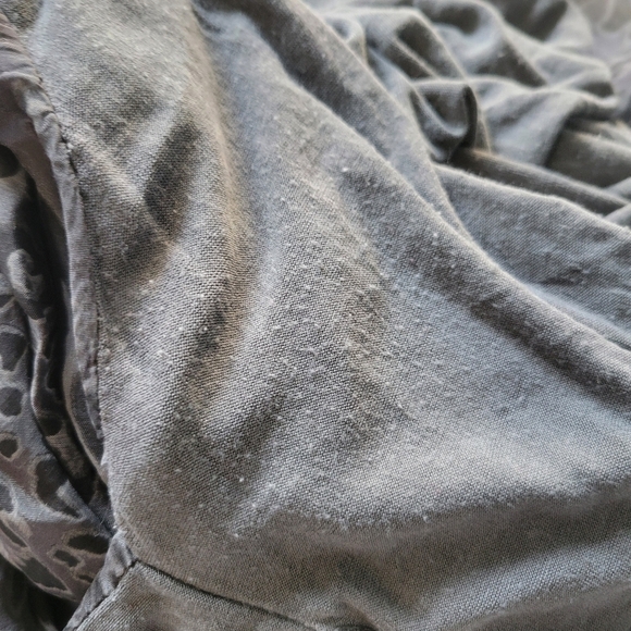 H Trend Silk Animal Print Top Grey Medium - Picture 8 of 10